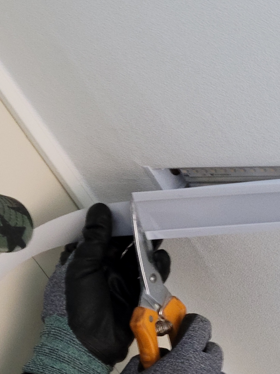 확산카바 밀어넣기