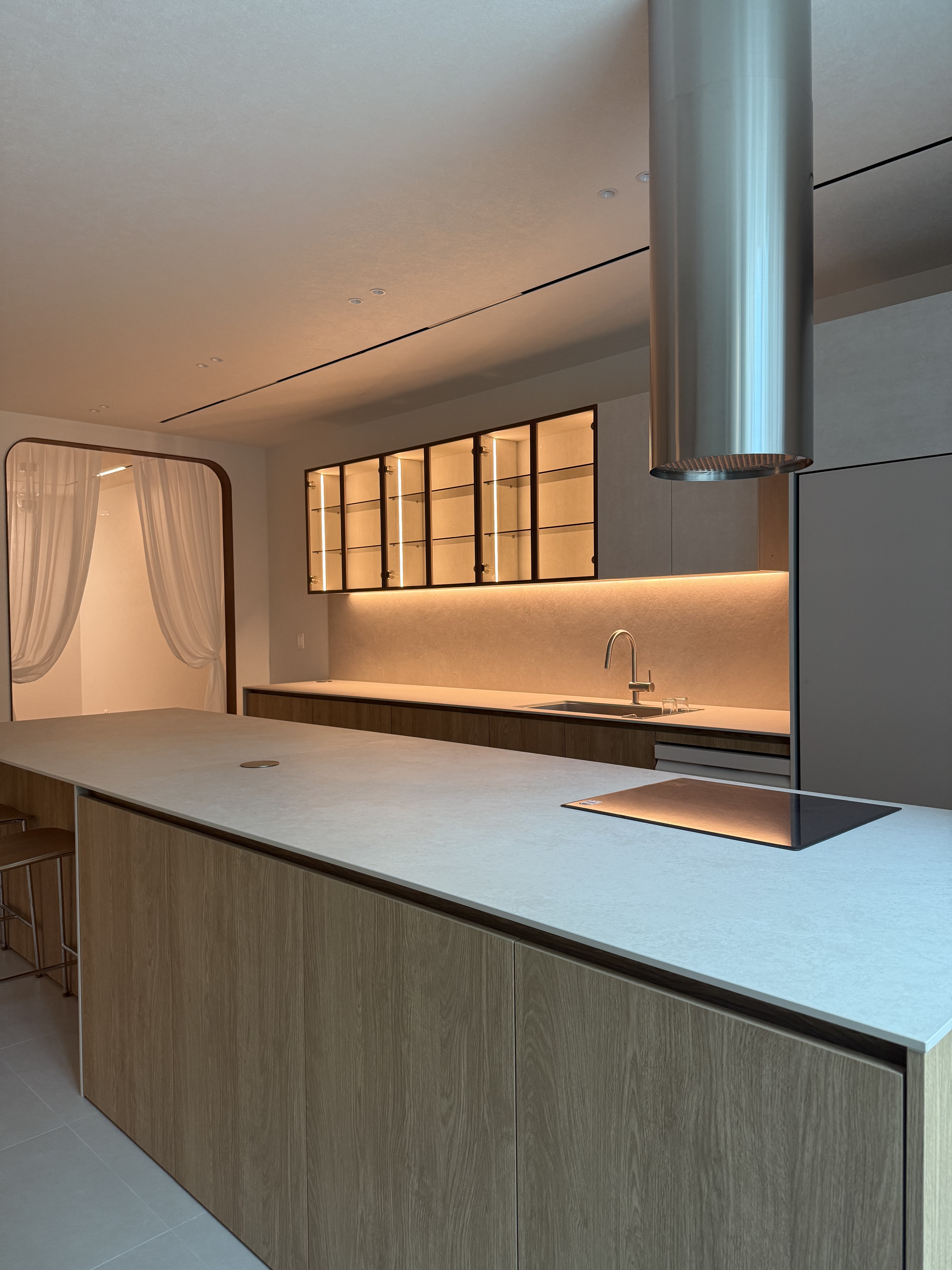 끊김없는 빛 라인 디테일